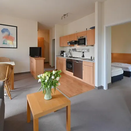 Strandnahe-ferienwohnung-8-villa-celia-sellin-fuer-6-personen-mit-wlan-sauna-insel-ruegen Lejlighed